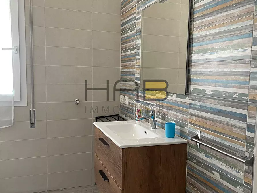 Immagine 7 di Trilocale in affitto  a Erice