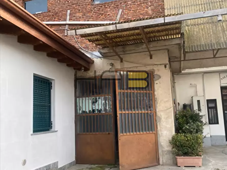 Immagine 2 di Appartamento in vendita  in Vicolo Carpi 5 a Busto Arsizio