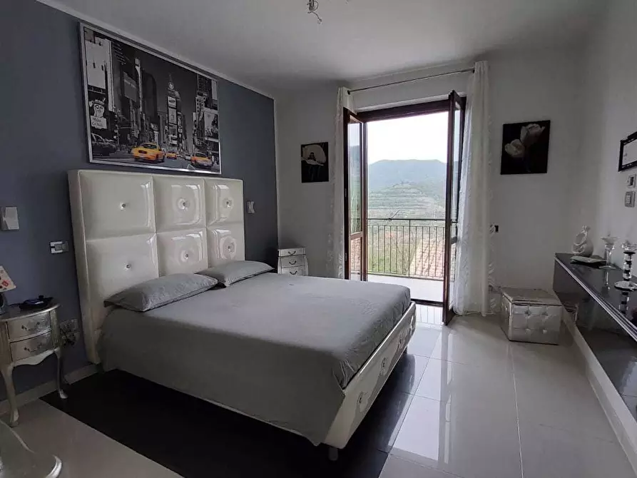 Immagine 23 di Villetta a schiera in vendita  in Via Parrocchia 33 a Baronissi