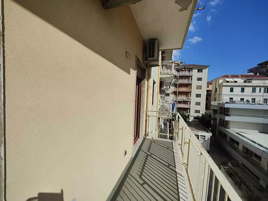 Immagine 1 di Quadrilocale in vendita  in Via Francesco Manzo 15 a Salerno