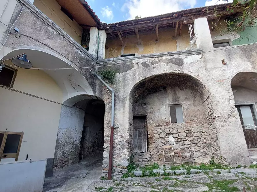 Immagine 4 di Bilocale in vendita  in Via dei Casali a Salerno