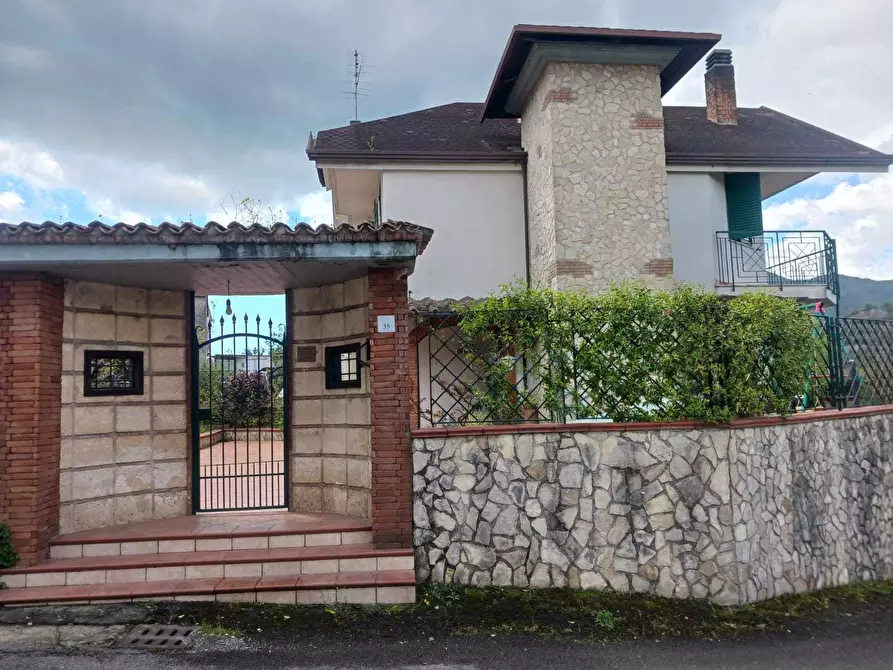 Immagine 9 di Villetta a schiera in vendita  in Via Frá Giacomo 35 a Baronissi