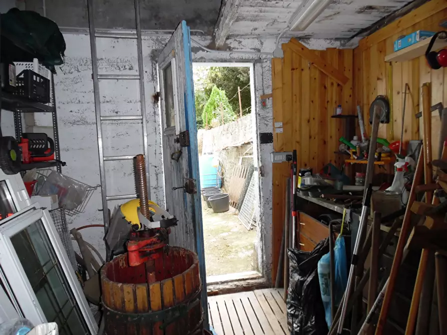 Immagine 49 di Quadrilocale in vendita  in Strada Statale 35 dei Giovi 53 a Mignanego