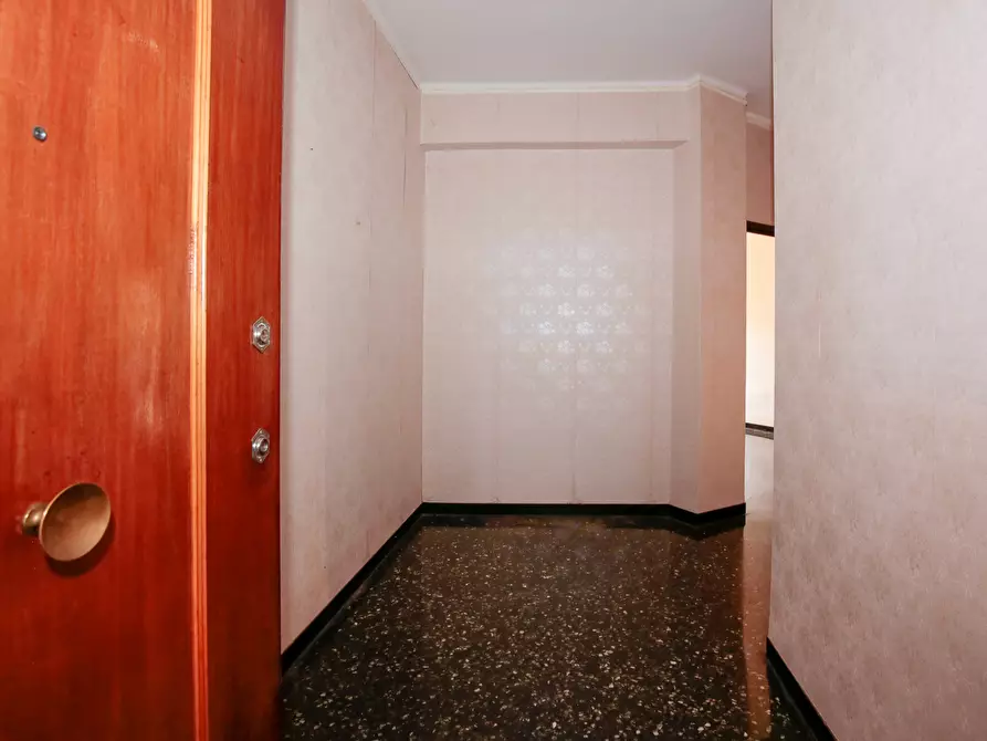 Immagine 48 di Pentalocale in vendita  in Via Paolo Anfossi 68c a Genova