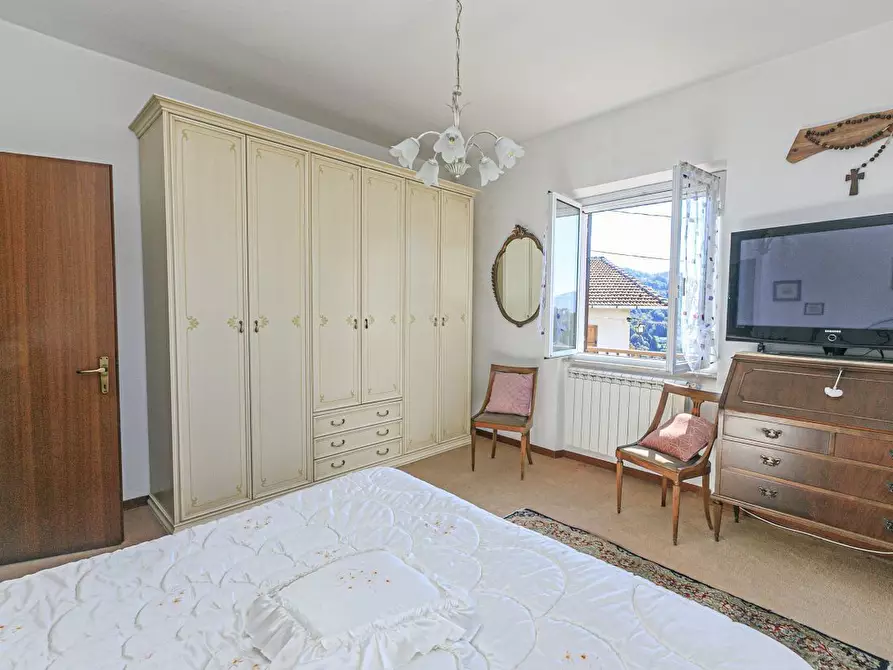 Immagine 22 di Pentalocale in vendita  in Via Costigliolo a Mignanego