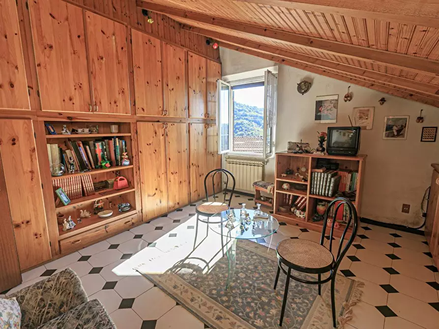 Immagine 47 di Pentalocale in vendita  in Via Costigliolo a Mignanego