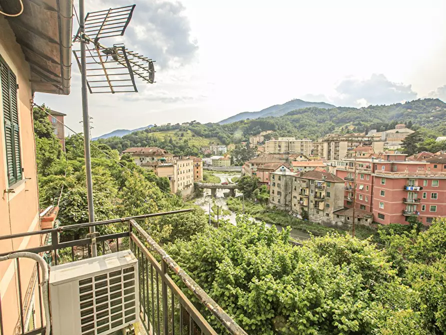 Immagine 19 di Bilocale in vendita  in Salita Castrofino a Genova