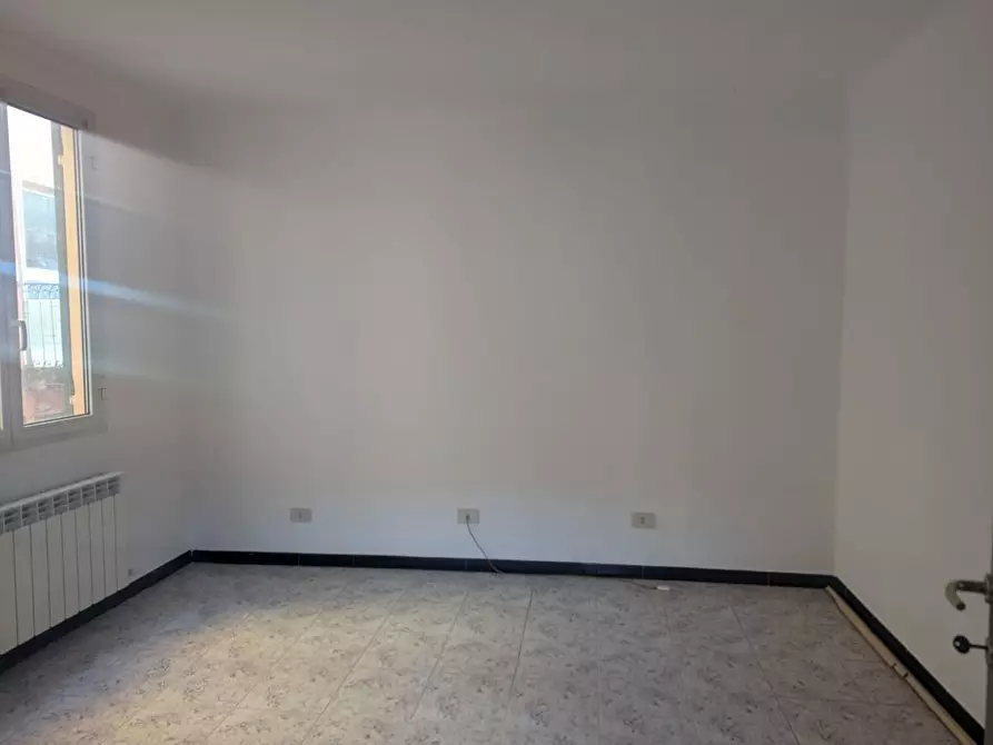 Immagine 14 di Bilocale in vendita  in Via Vittorio Veneto a Busalla