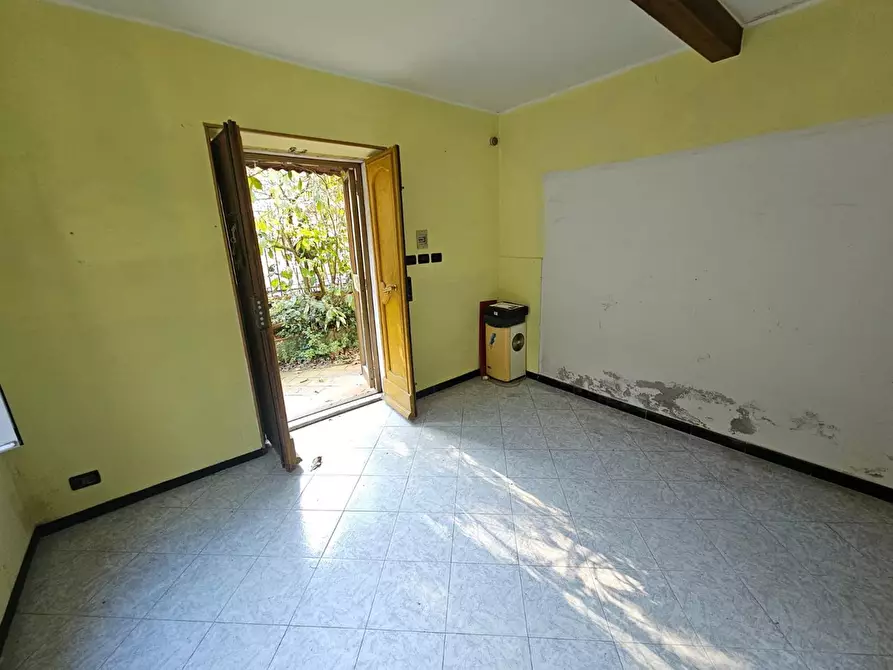 Immagine 5 di Bilocale in vendita  in Via campomorone 93 a Genova