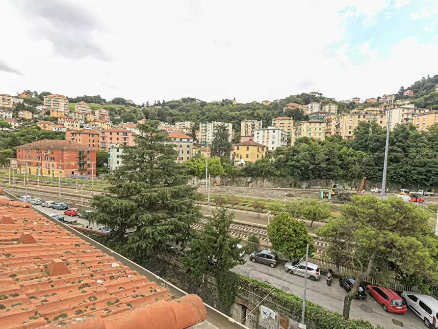 Immagine 9 di Mansarda in vendita  in Via Paolo Anfossi 32 a Genova
