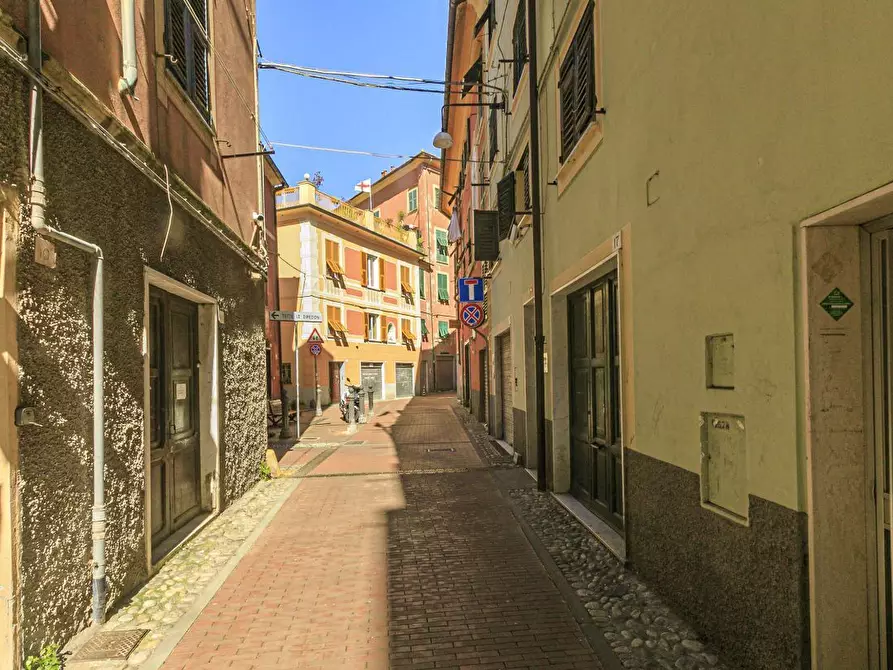 Immagine 31 di Quadrilocale in vendita  in Via Beata Chiara 13 a Genova