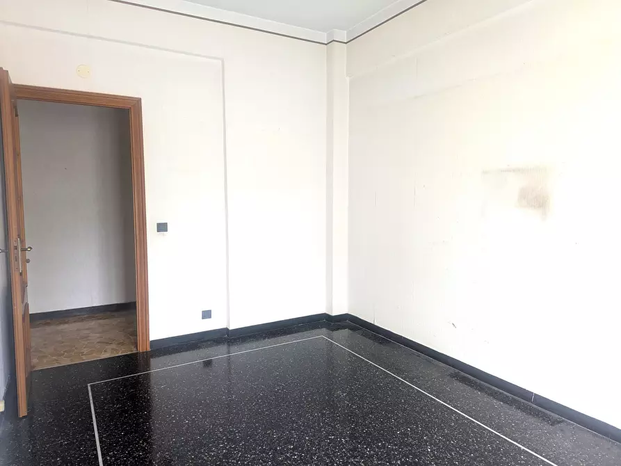 Immagine 4 di Trilocale in vendita  in Salita Serra Riccò 13 a Genova
