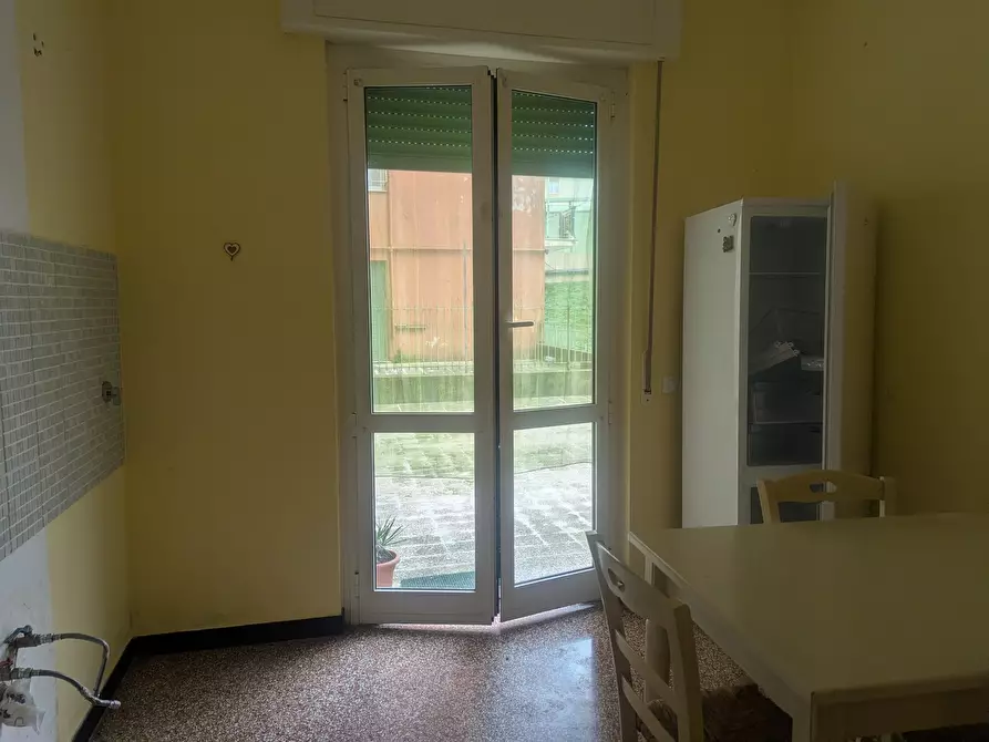 Immagine 18 di Bilocale in vendita  in Salita Brasile 13 a Genova