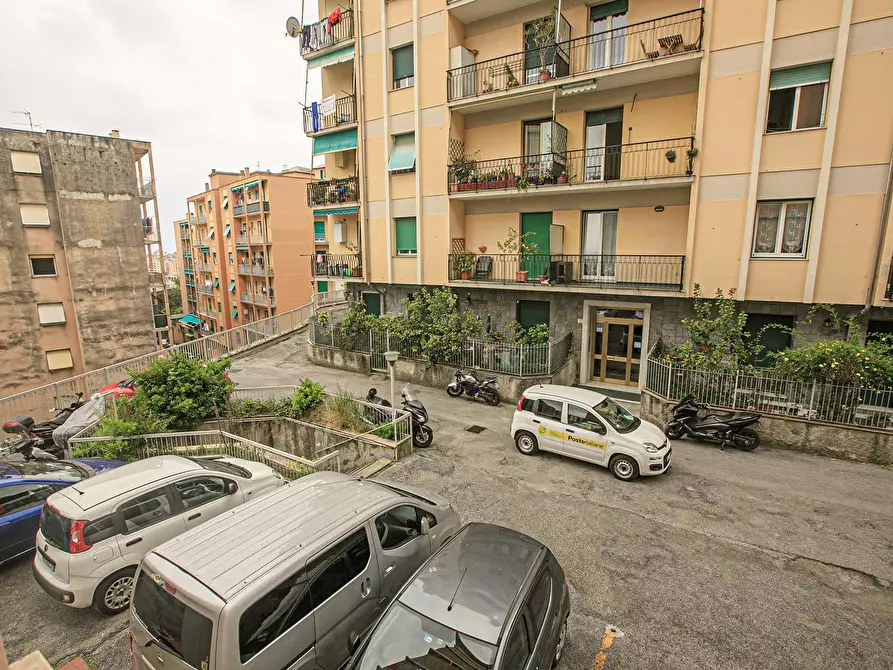 Immagine 38 di Quadrilocale in vendita  in Via G.B. Gaulli 12 A a Genova