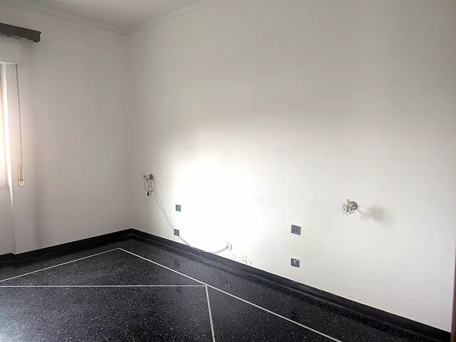 Immagine 22 di Quadrilocale in vendita  in Via A. Medicina 112 a Serra Riccò