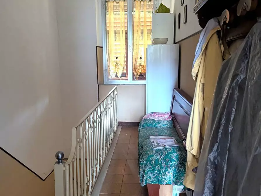 Immagine 9 di Trilocale in vendita  in Via Natale Gallino 76A a Genova
