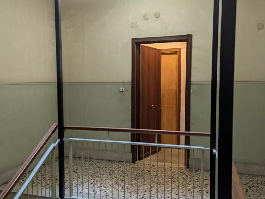 Immagine 4 di Garage in vendita  in Via Circonvallazione 41r a Genova