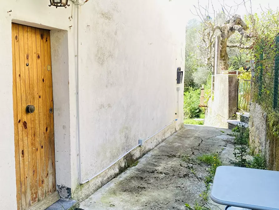 Immagine 3 di Trilocale in vendita  in Via Giovanni Aicardi a Genova