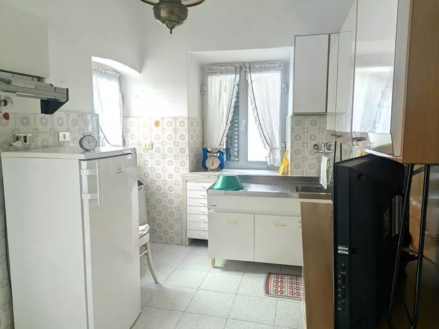 Immagine 8 di Trilocale in vendita  in Via Martiri della Libertà 18 a Campomorone