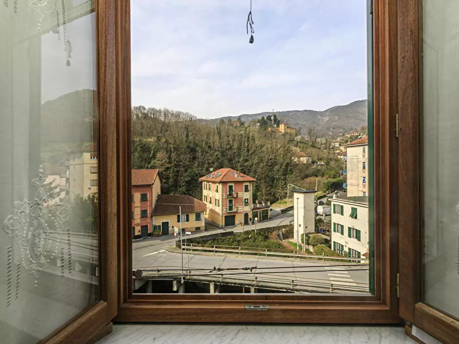 Immagine 27 di Quadrilocale in vendita  in Via Ennio Del Monte 5 a Campomorone