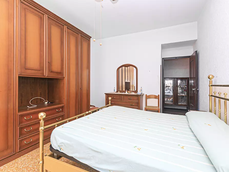 Immagine 36 di Pentalocale in vendita  in Via Bartolomeo Parodi 22 a Ceranesi