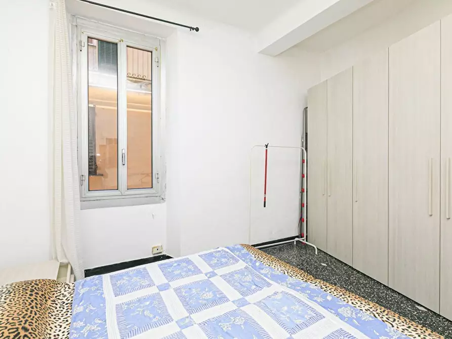 Immagine 14 di Bilocale in vendita  in Via Beata Chiara 4 a Genova