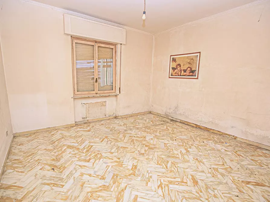 Immagine 21 di Quadrilocale in vendita  in Via G.B. Gaulli 12 A a Genova