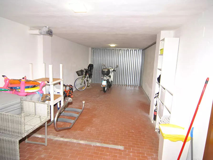 Immagine 24 di Villetta a schiera in affitto  in Via del Pino 18 a Livorno