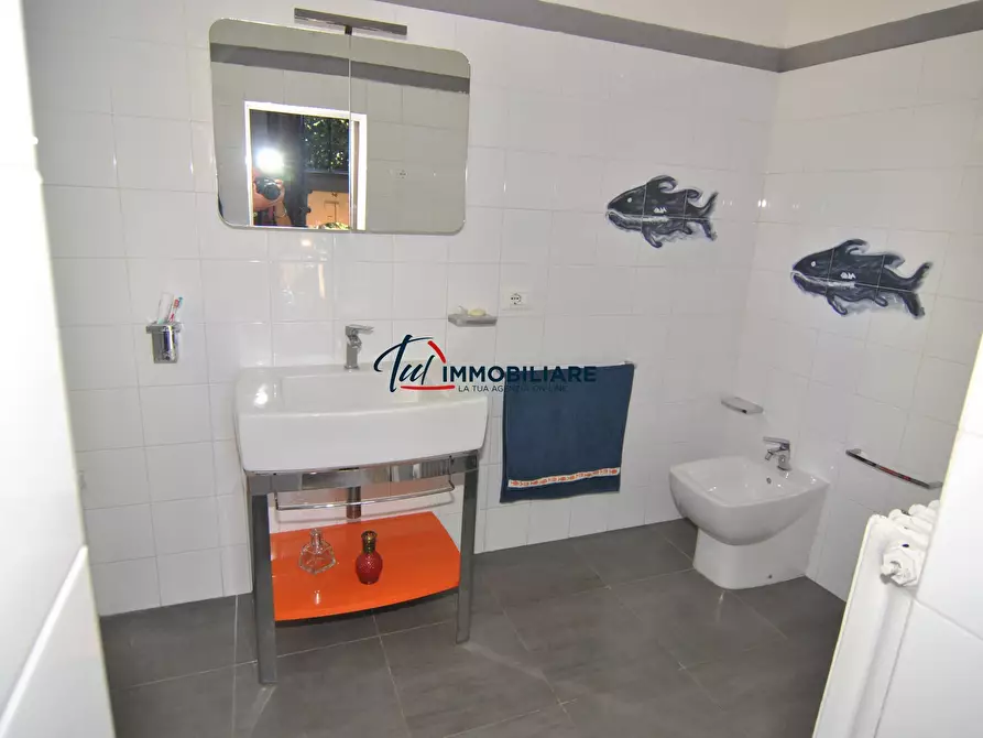 Immagine 14 di Casa indipendente in vendita  in Piazza della Chiesa 16 a Livorno