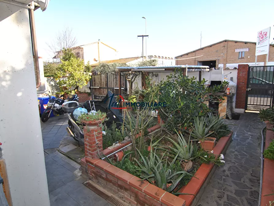 Immagine 29 di Casa bifamiliare in vendita  in Via F. Rontini 10 a Livorno