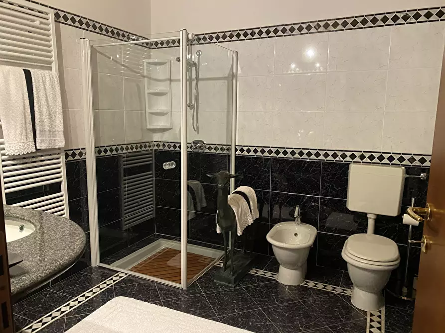 Immagine 9 di Villa in vendita  in Via Madonna della Neve 66 a Clavesana