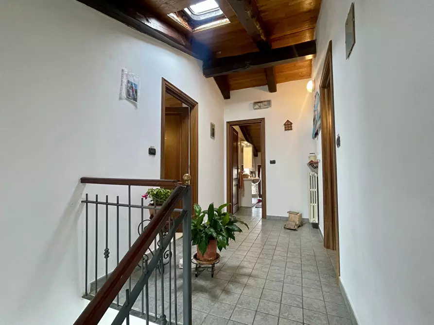 Immagine 17 di Villa in vendita  in Via Arezzana 3 a Mombarcaro