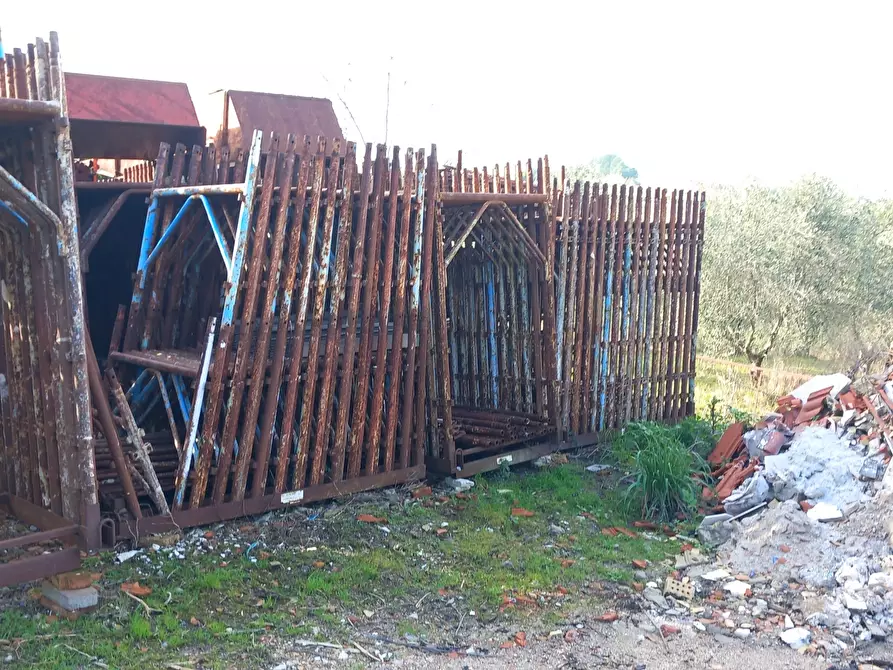 Immagine 2 di Magazzino in vendita  a Senigallia
