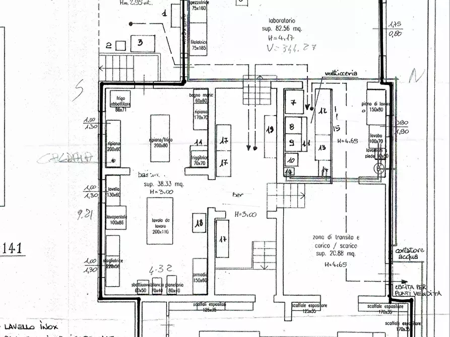 Immagine 1 di Locale commerciale in vendita  a Senigallia