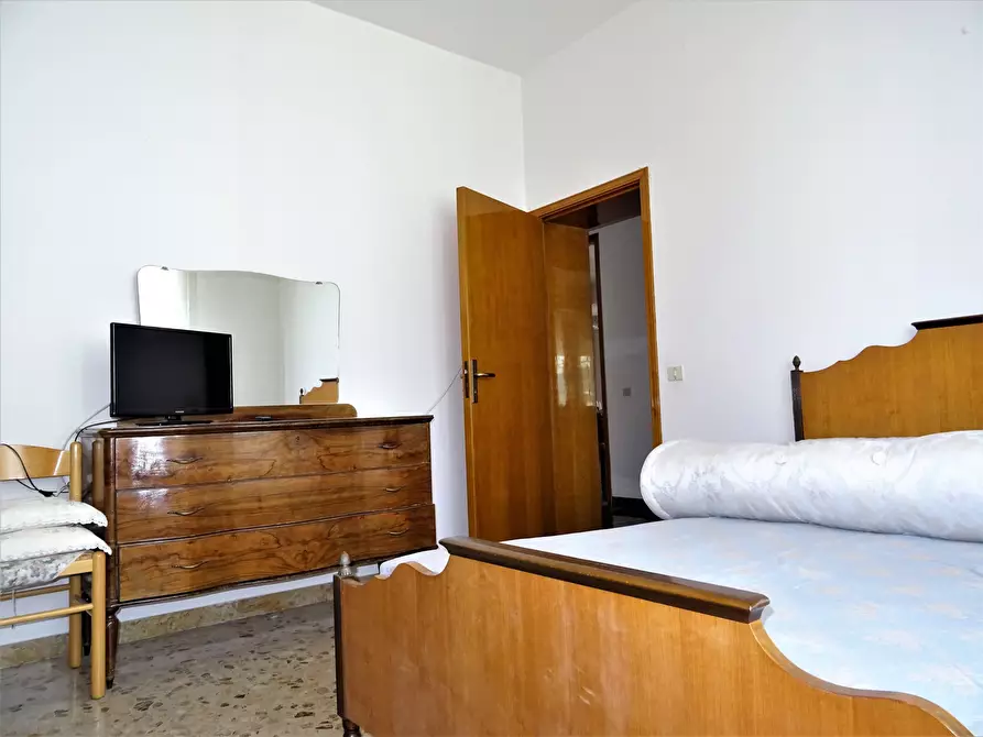 Immagine 9 di Appartamento in vendita  a Trecastelli