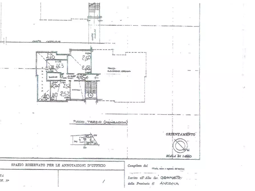 Immagine 14 di Mansarda in vendita  a Ostra