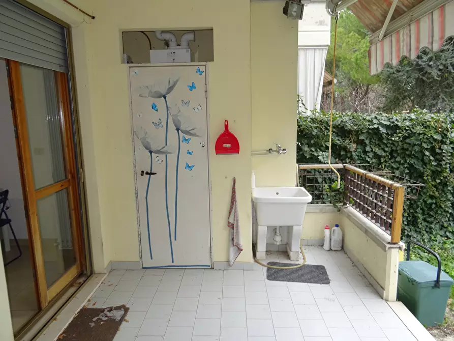 Immagine 21 di Appartamento in vendita  a Senigallia