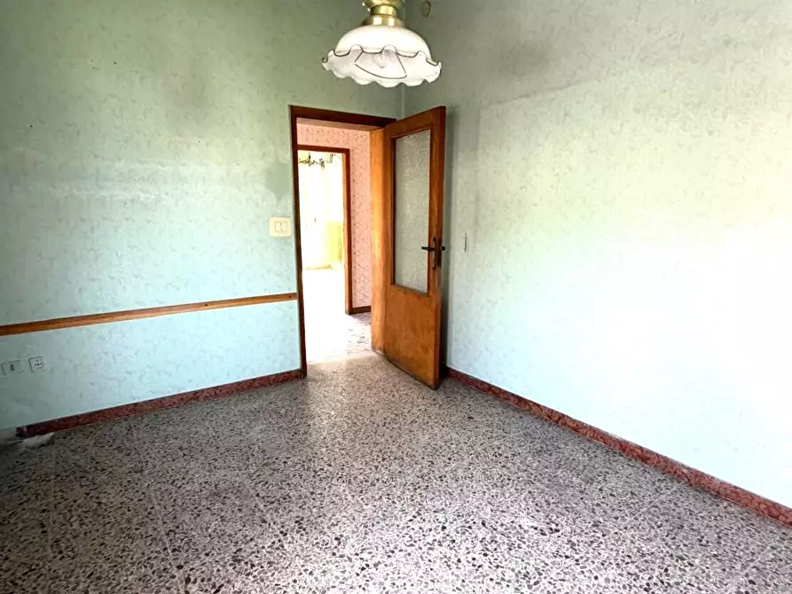 Immagine 5 di Casa bifamiliare in vendita  in Strada Comunale-Vallone a Senigallia