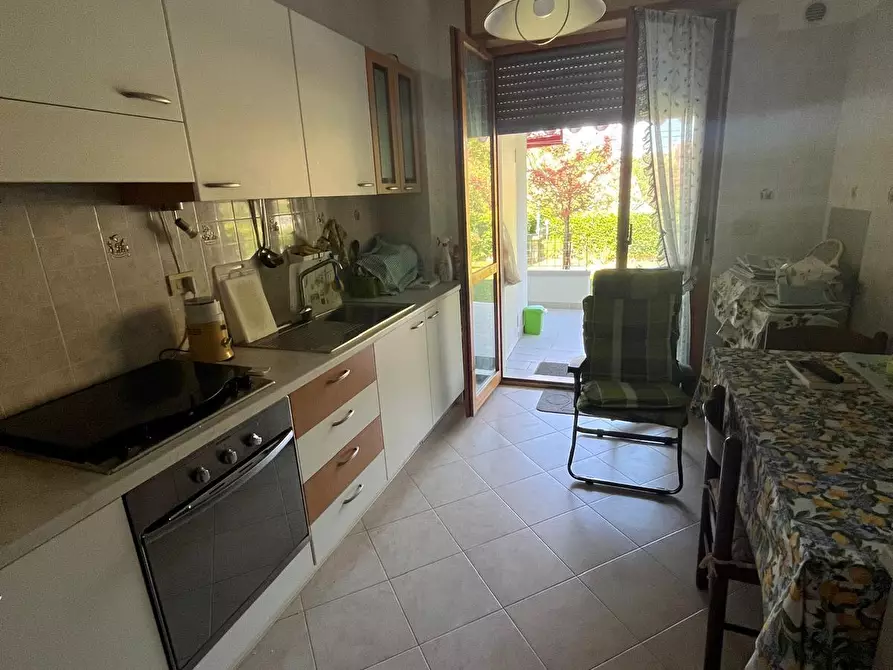 Immagine 4 di Appartamento in vendita  a Senigallia