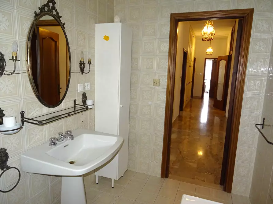 Immagine 26 di Attico in vendita  a Ostra