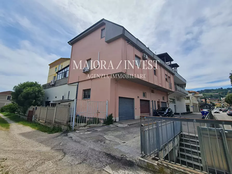 Immagine 21 di Quadrilocale in vendita  a San Benedetto Del Tronto