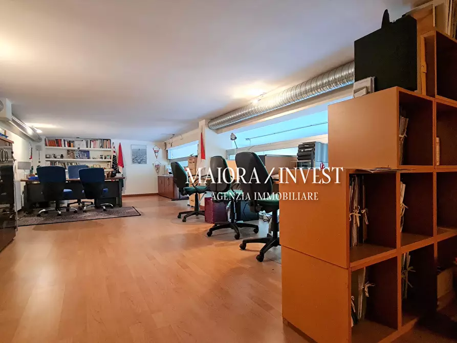 Immagine 6 di Locale commerciale in vendita  in Via Metauro a San Benedetto Del Tronto