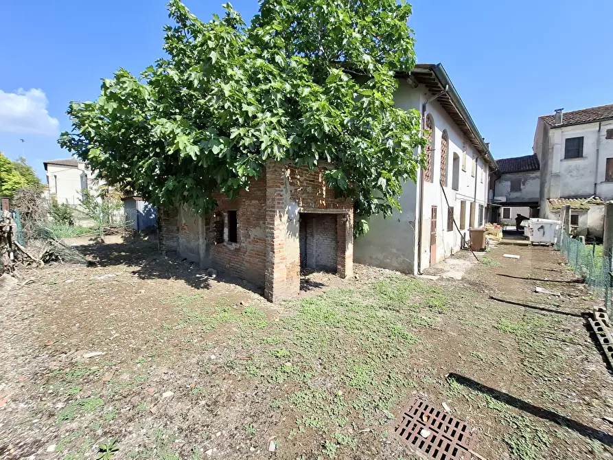 Immagine 14 di Quadrilocale in vendita  in Via Umberto Iº 80 a Costa Di Rovigo