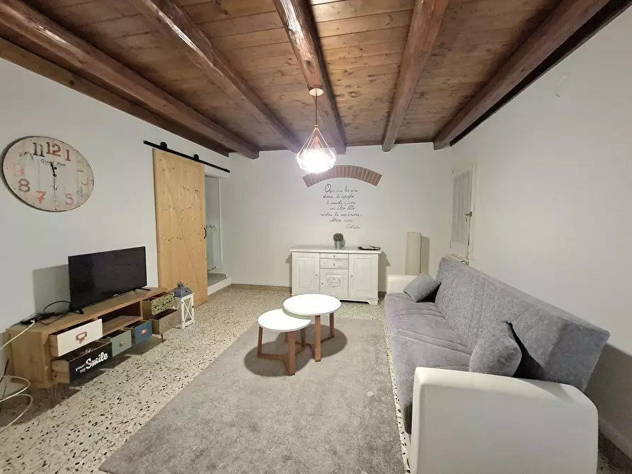 Immagine 1 di Casa bifamiliare in vendita  in Via Veniera 24 a Rovigo