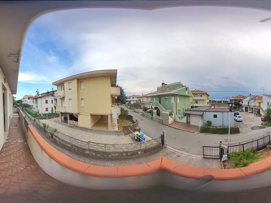 Immagine 30 di Quadrilocale in vendita  a Pineto