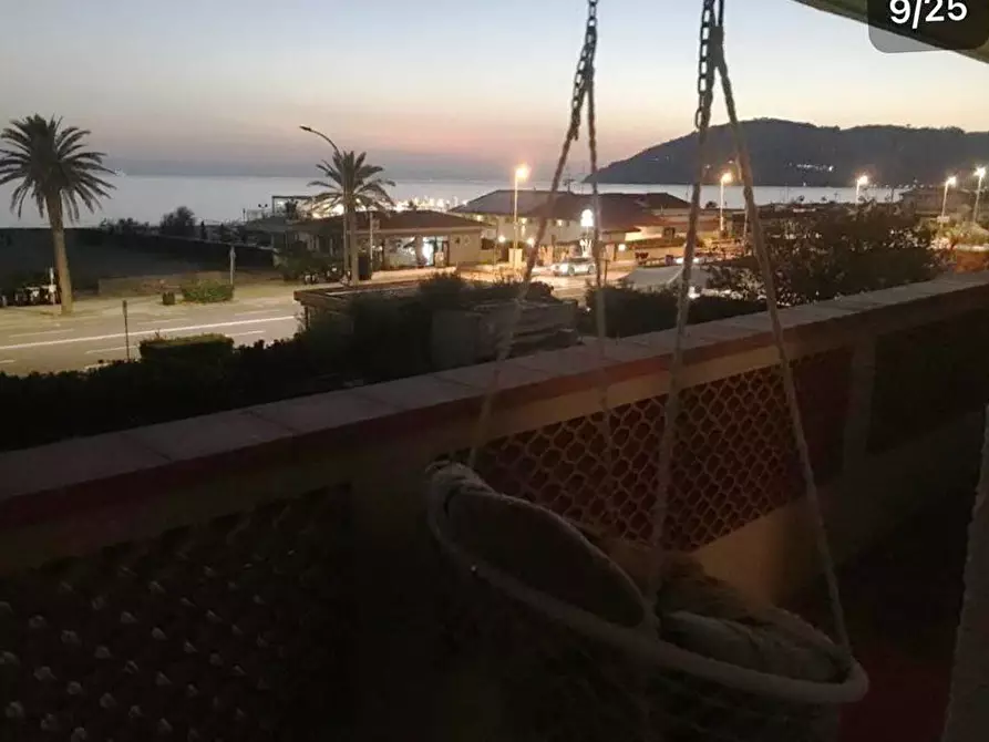 Immagine 2 di Trilocale in affitto  in Via Comano 59/1 a Carrara