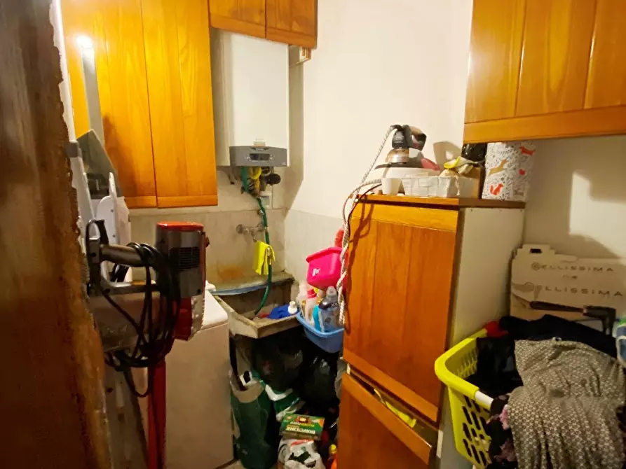 Immagine 14 di Porzione di casa in vendita  in Via Umberto Biancamano 141 a La Spezia