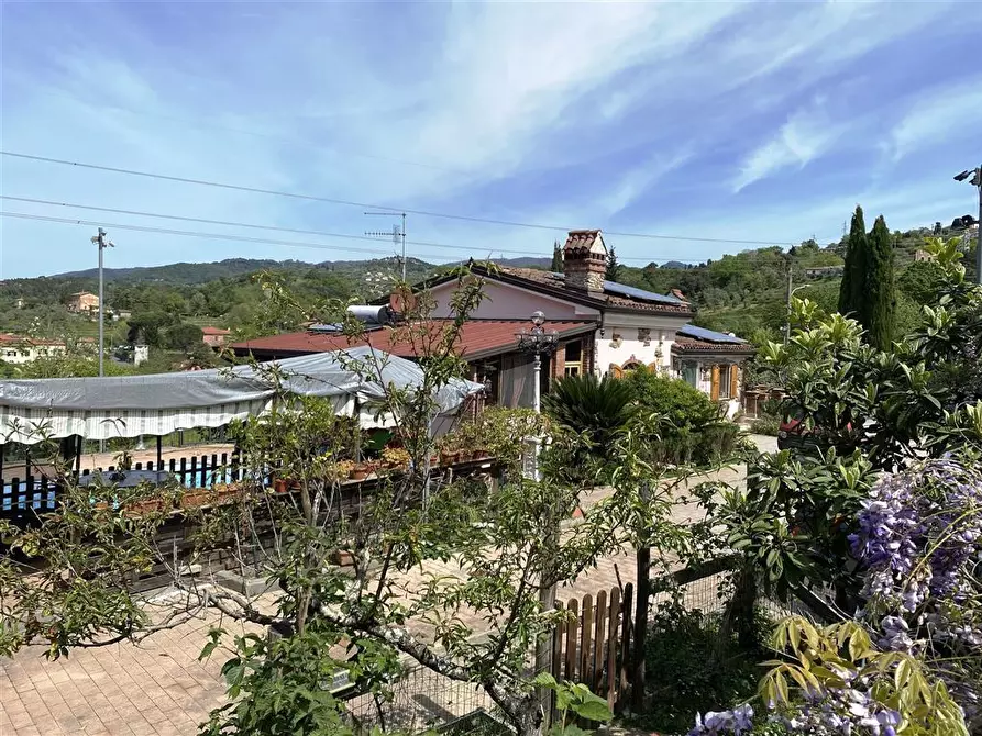 Immagine 36 di Villa in vendita  in Via Paternino 33 a Sarzana