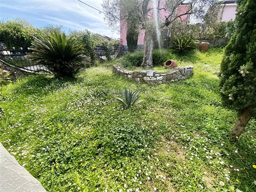 Immagine 41 di Villa in vendita  in Via Paternino 33 a Sarzana