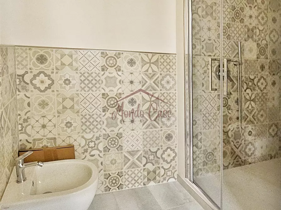 Immagine 29 di Trilocale in vendita  in Piazza Giacomo Matteotti 29 a Sarzana